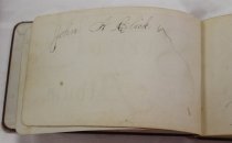 MC 2714, Album, Autograph, Click's signature